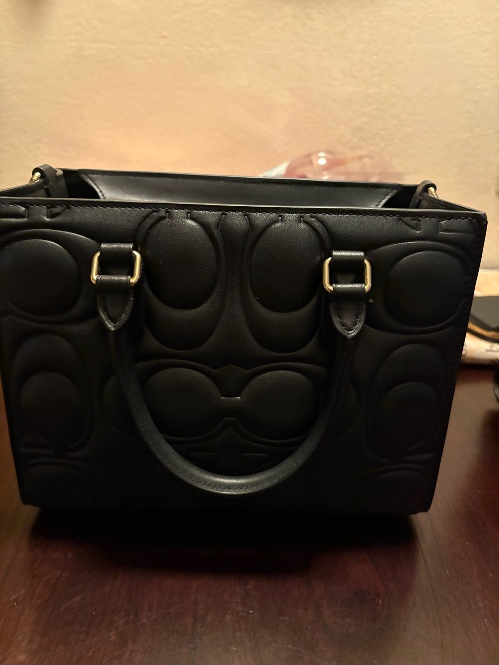 Beautiful small Coach Maggie Tote - Picture 2 of 6